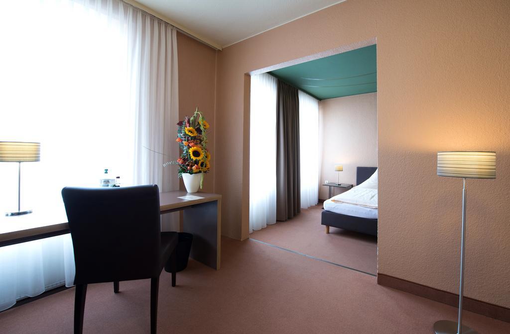 Hotel Vinum Integrationshotel Trier Room photo