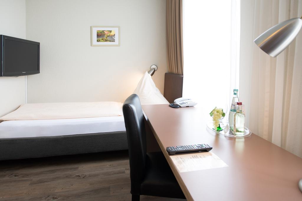 Hotel Vinum Integrationshotel Trier Room photo